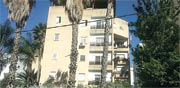 דירה בת 5 חדרים בחדרה, ברחוב אחד העם במרכז העיר / צילום: תמר מצפי